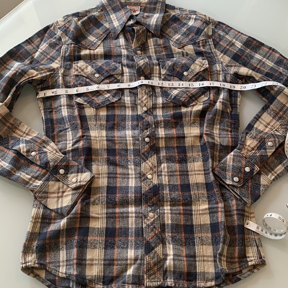 True Religion shirt - Picture 2 of 8